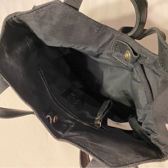 Vintage Lucky brand shoulder bag with vibrant woven flowers on front and back - Picture 3 of 4